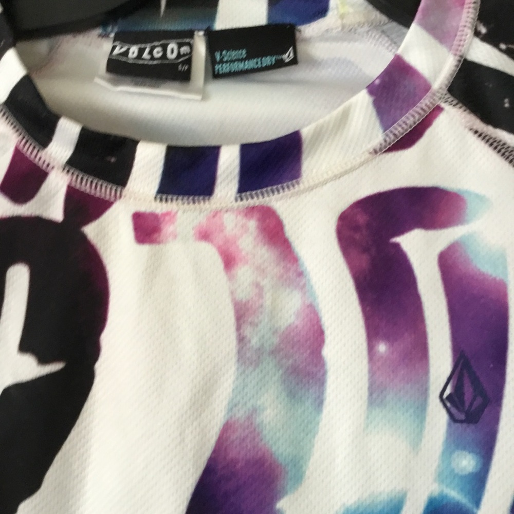 Volcom White Multicolor Nimbus Ski Boarding Shirt… - image 2